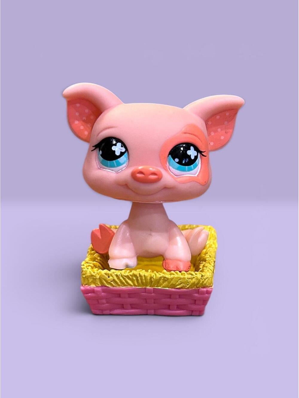 Littlest Pet Shop LPS Pig #622 with Hay Basket Accessory